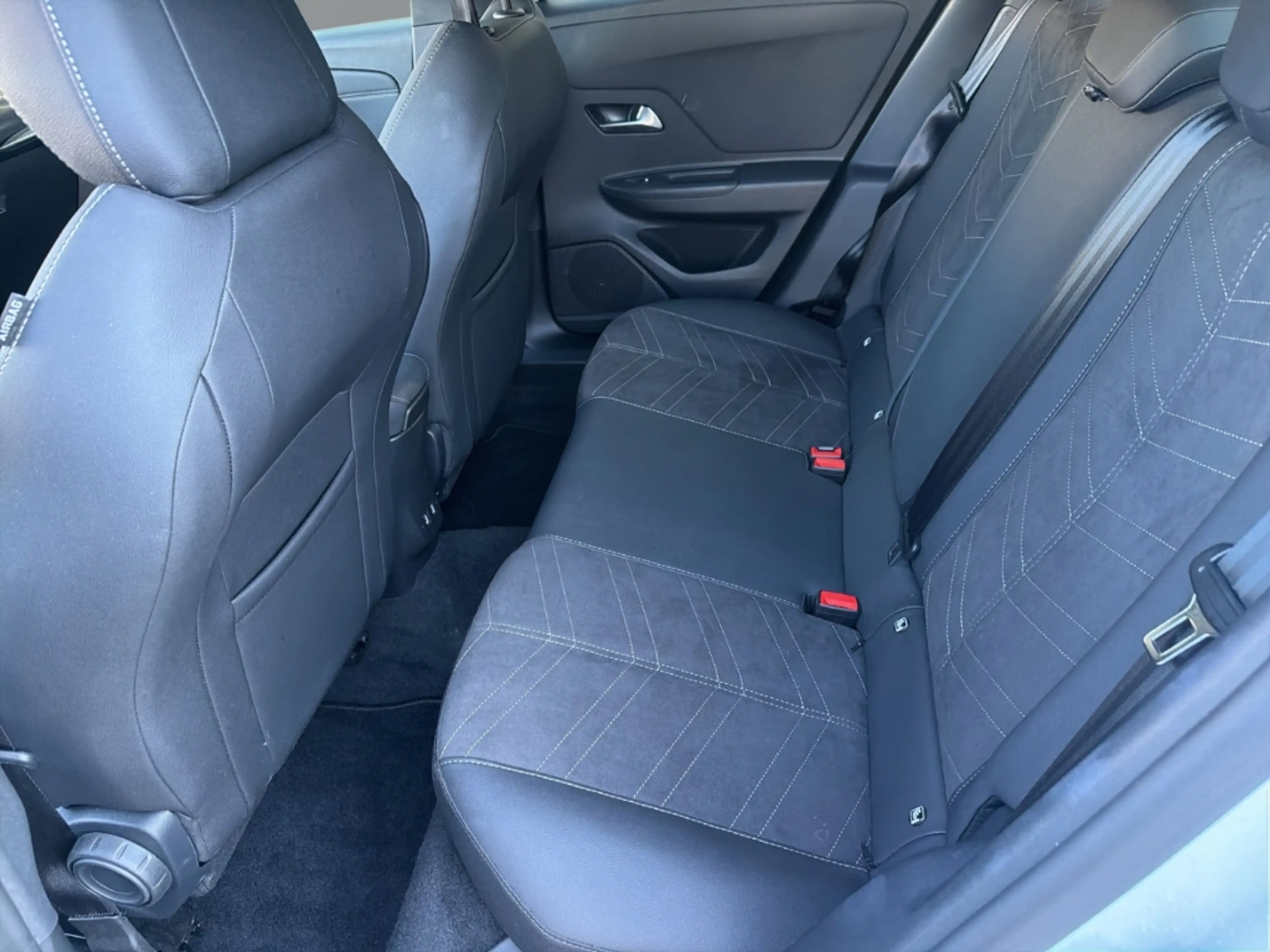 Opel Mokka-E GS Line 136PS LenkradHZG SHZ Keyless Rückfahrkam. — photo 12