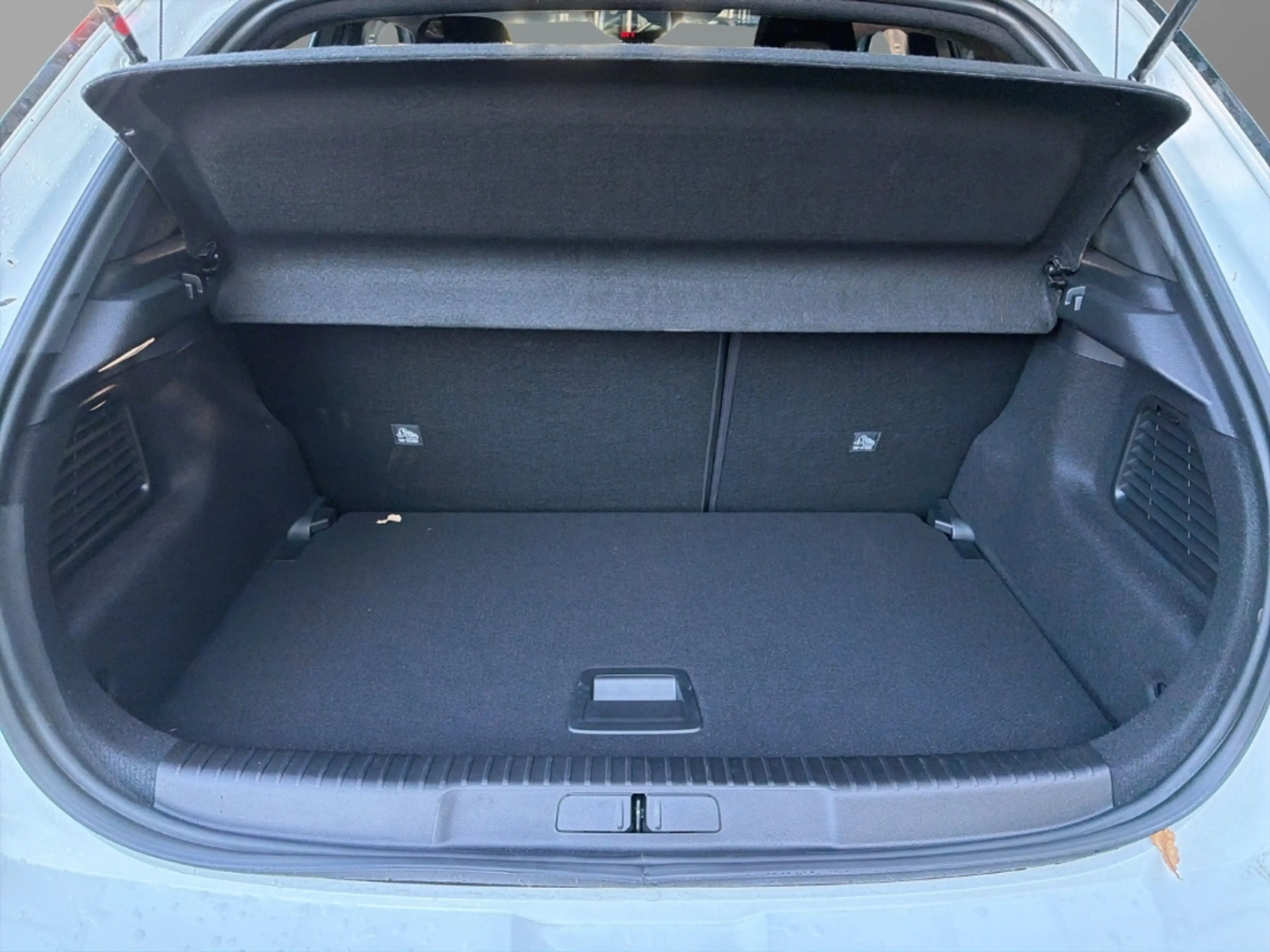 Opel Mokka-E GS Line 136PS LenkradHZG SHZ Keyless Rückfahrkam. — photo 13