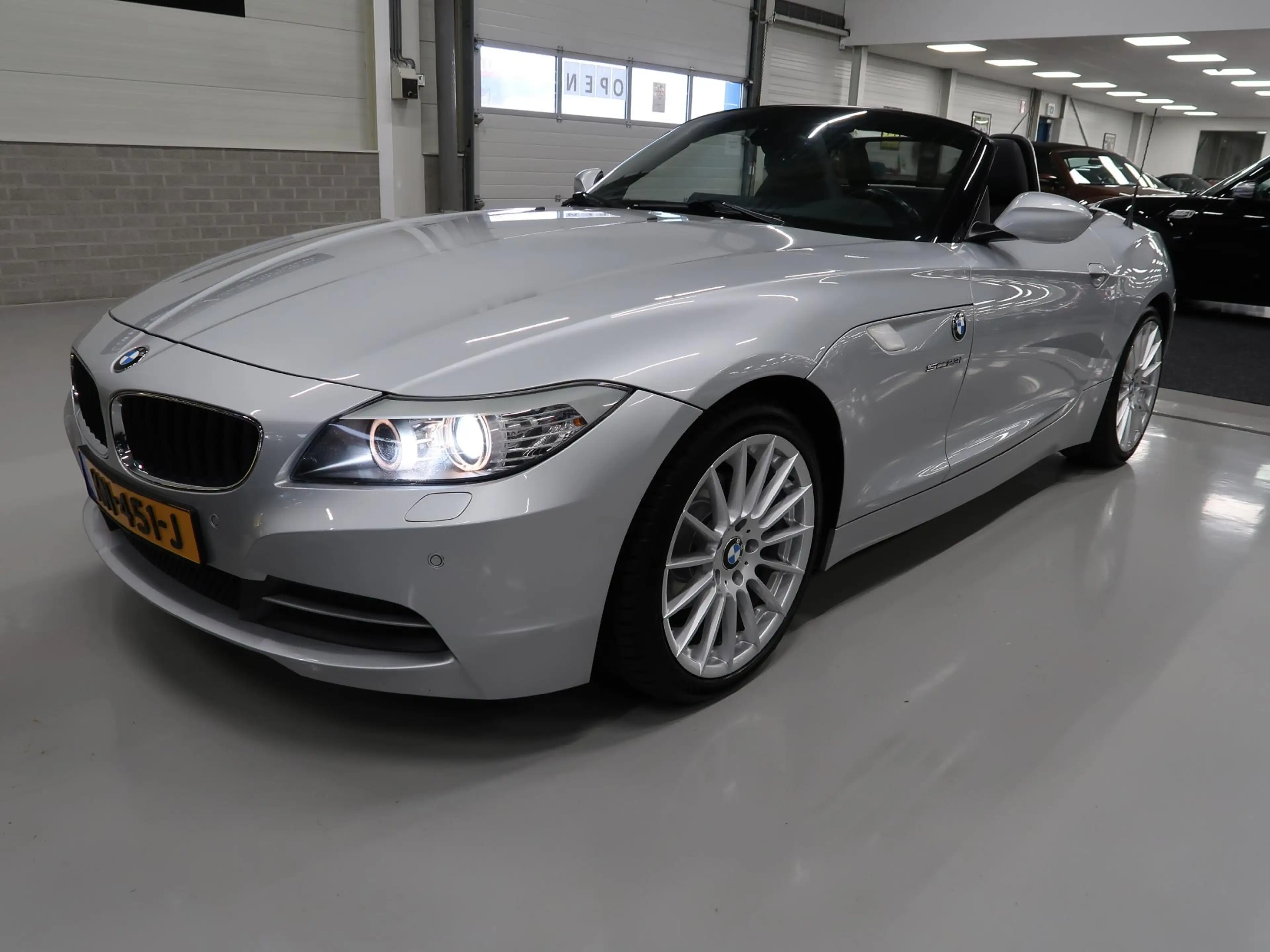 BMW Z4 Roadster sDrive23i Executive 6-Cilinder Automaat L — photo 33