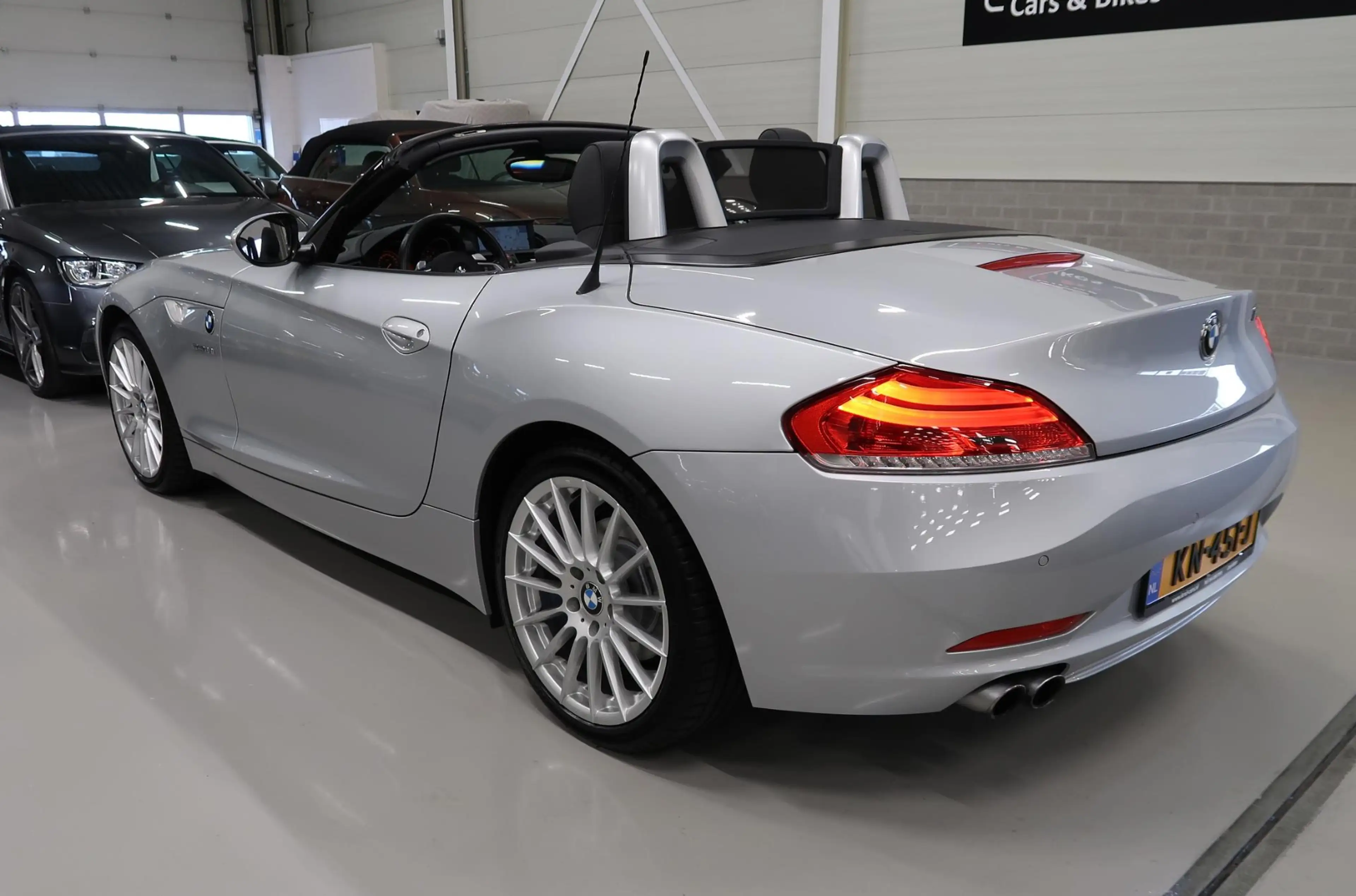 BMW Z4 Roadster sDrive23i Executive 6-Cilinder Automaat L — photo 28