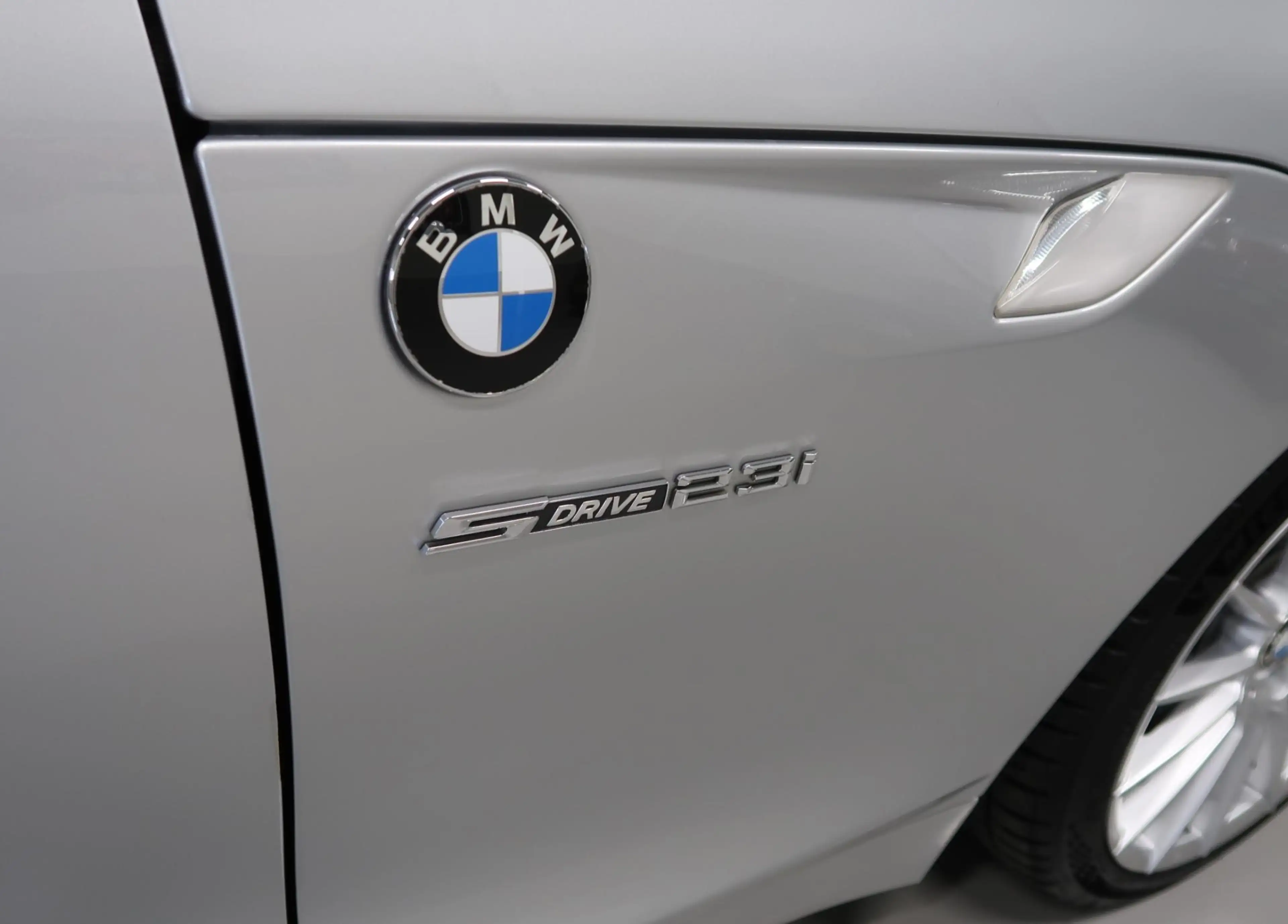 BMW Z4 Roadster sDrive23i Executive 6-Cilinder Automaat L — photo 31