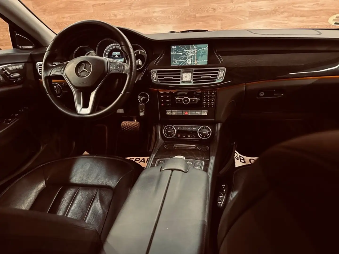 Mercedes-Benz CLS 350 BT 4MATIC Noir - 2