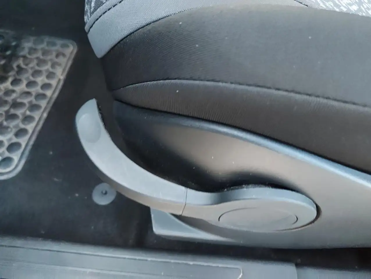 Lancia Ypsilon 2022 — фото 11