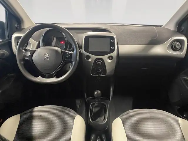 Peugeot 108 view 6