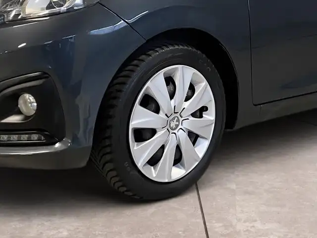 Peugeot 108 view 15