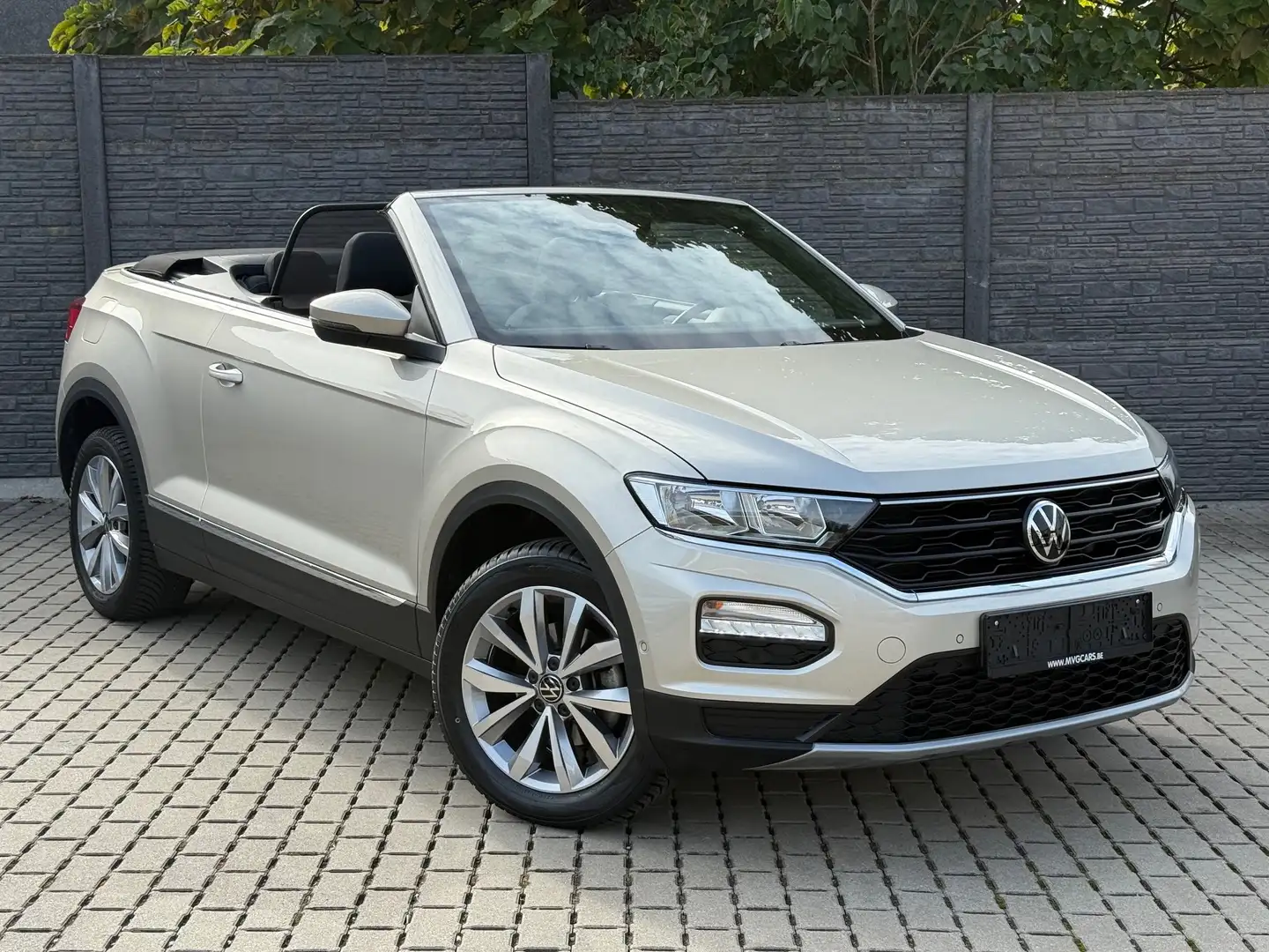 Volkswagen T-Roc T-Roc Cabriolet 1.0 TSI Style "Navigatie/Camera" Plateado - 1