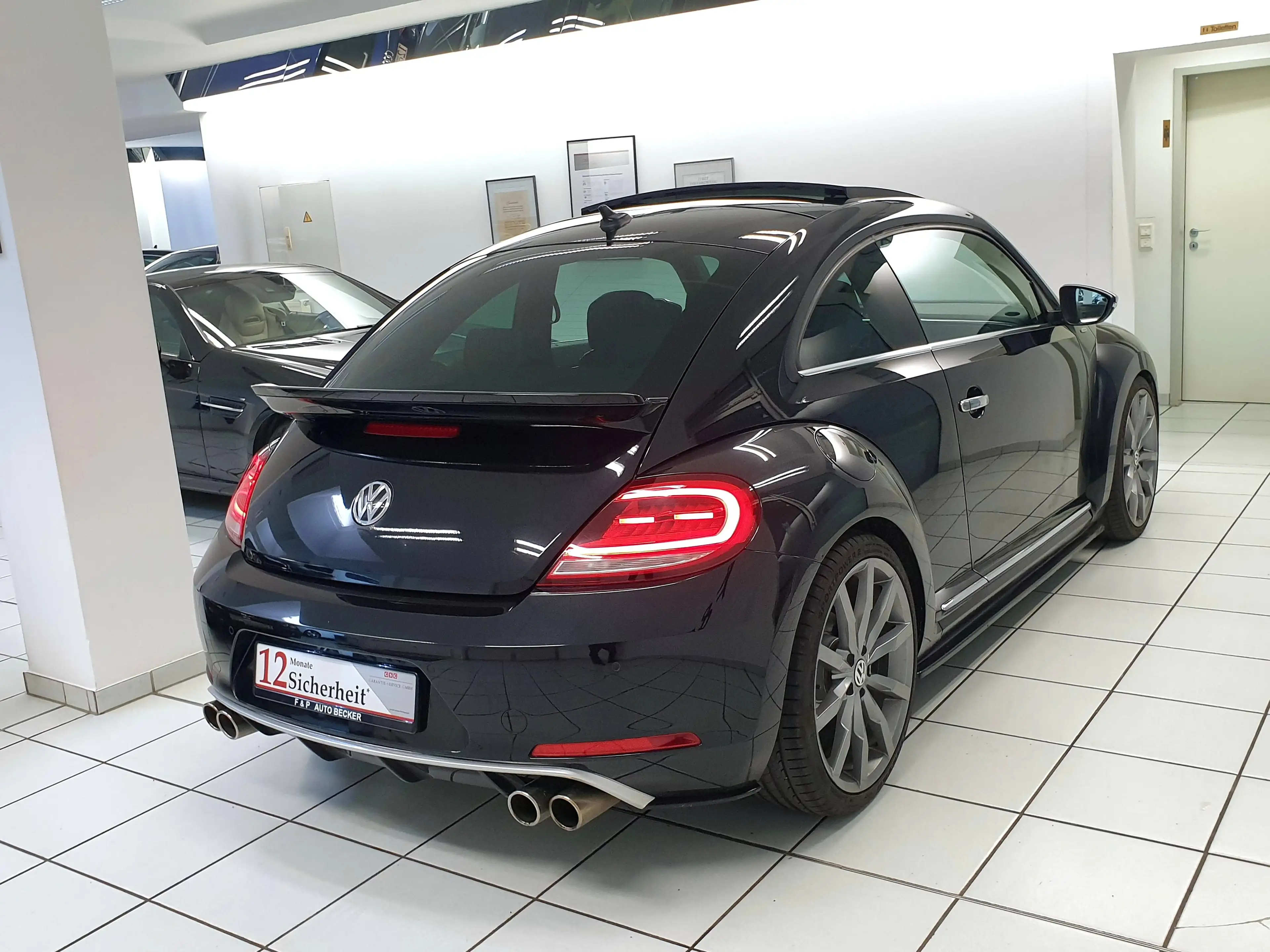 Volkswagen Beetle Beetle 1.4 TSI DSG Sport 1.Hand Leder R Line 20` — photo 6