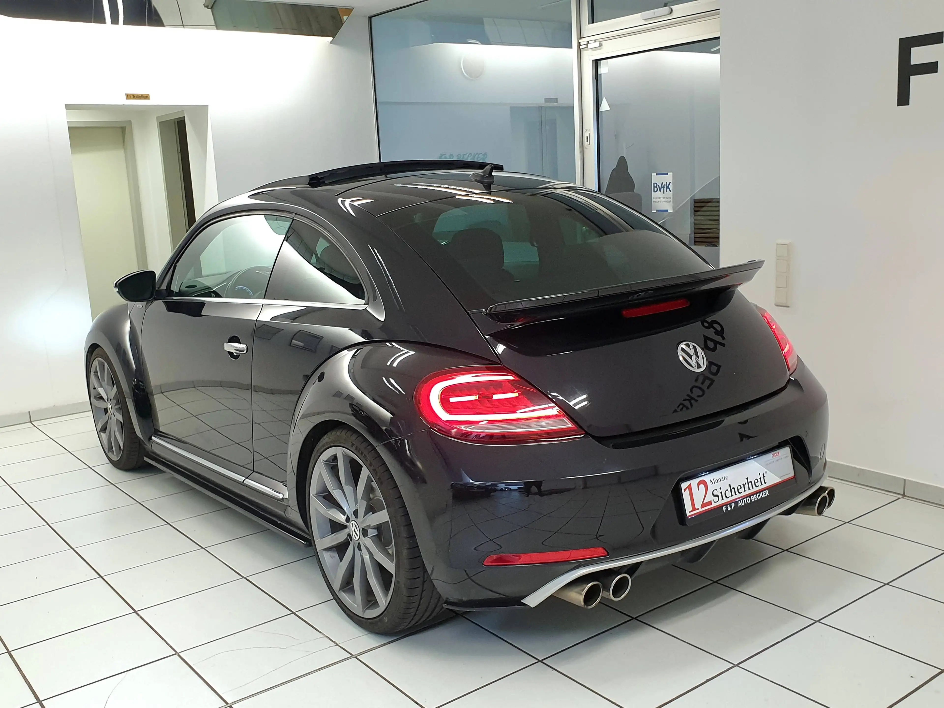Volkswagen Beetle Beetle 1.4 TSI DSG Sport 1.Hand Leder R Line 20` — photo 5