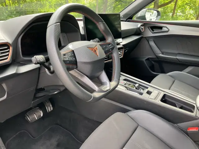 Cupra Leon view 10