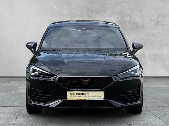 Cupra Leon view 8