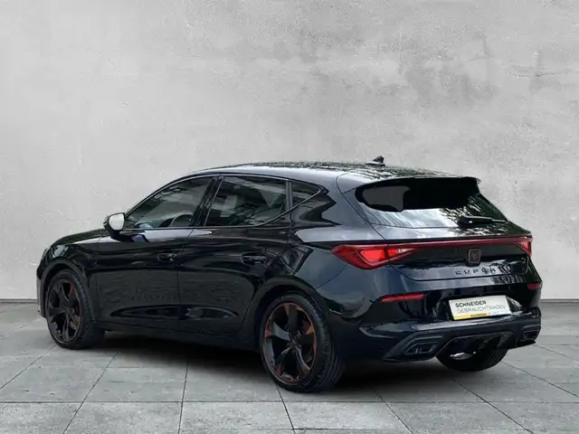 Cupra Leon view 3