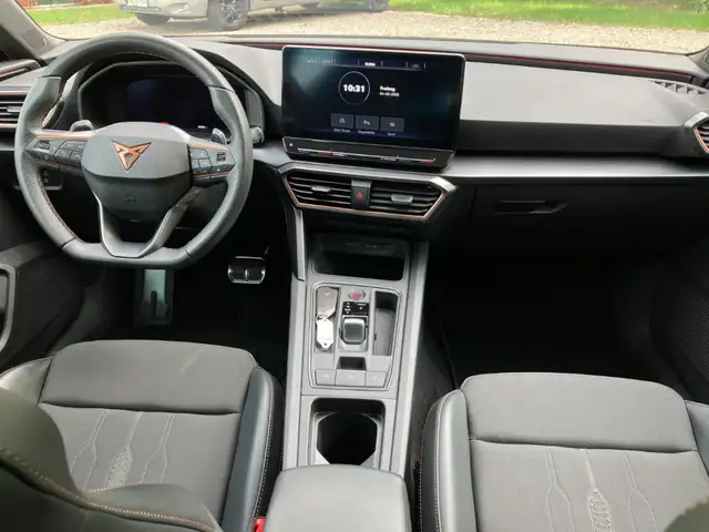 Cupra Leon view 14