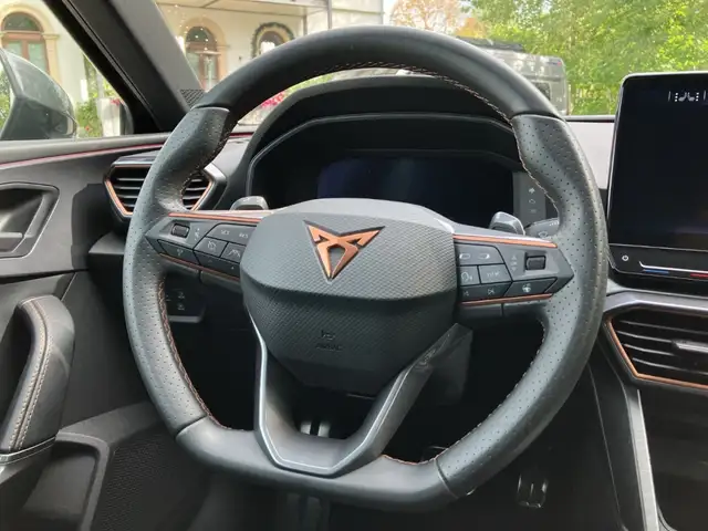 Cupra Leon view 15