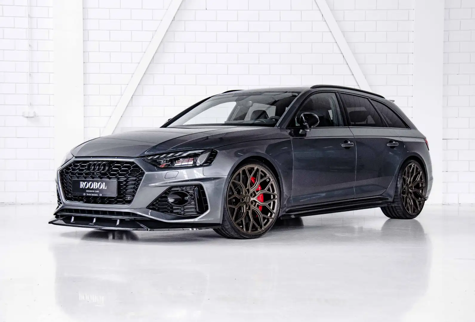 Audi RS4 Urban l Keramisch | Vossen l B&O Gris - 1
