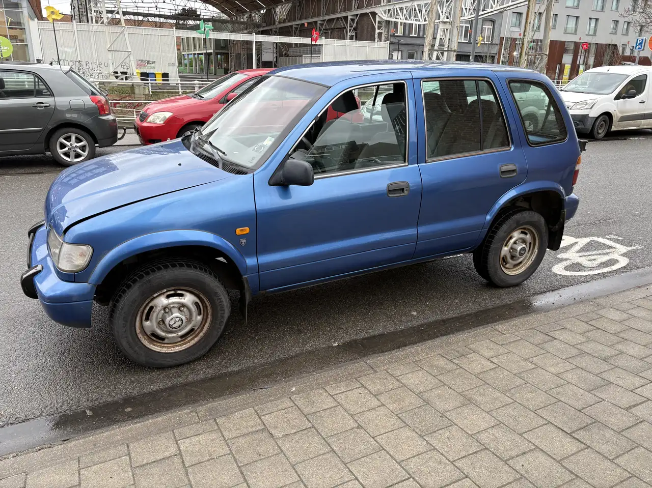 Kia Sportage 2.0i Essence, foto 2