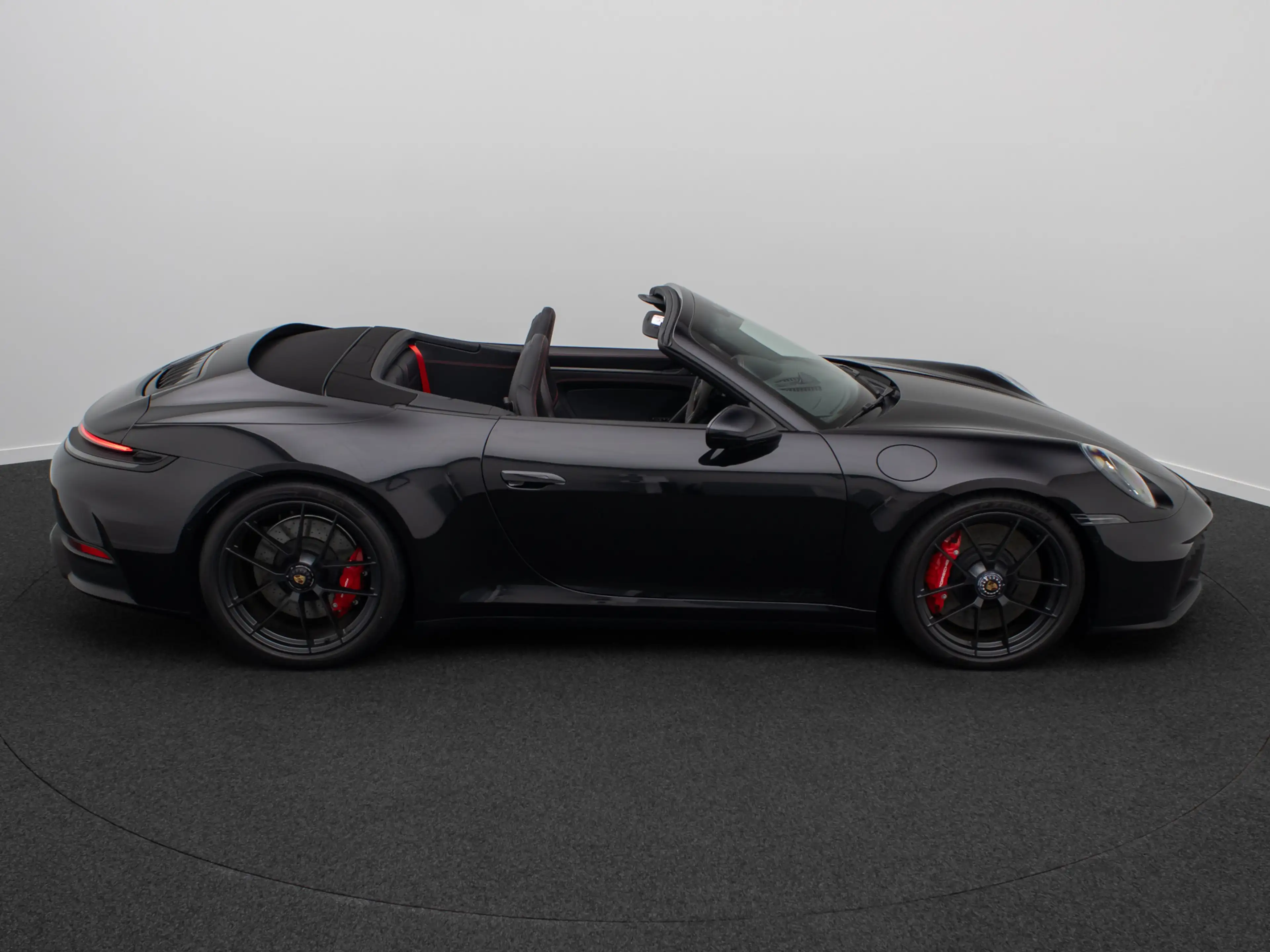 Porsche 992 911 Carrera 4GTS Kamera BOSE Individual Voll — photo 5