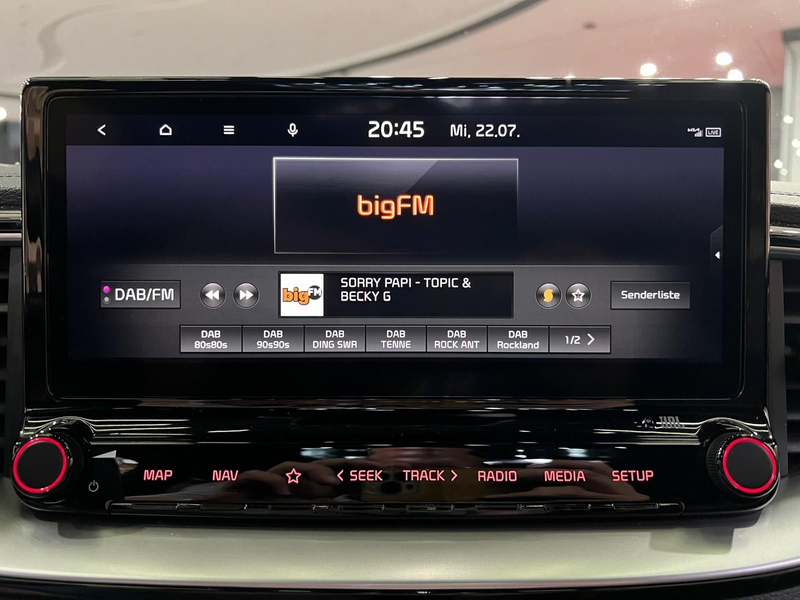 Kia Ceed / cee'd Ceed SW /GT Line/Panorama/Virtual/JBL/LED/ — photo 13