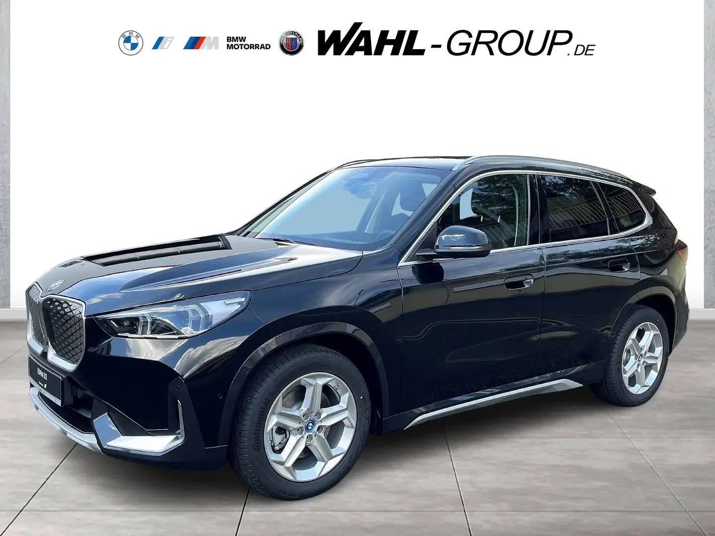 BMW iX1 xDrive30 xLine Panorama Adapt LED AHK Navi Luxury Nero - 1