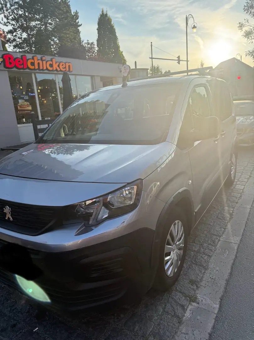 Peugeot Rifter 1.5 BlueHDi Standard Allure S&S Gris - 1