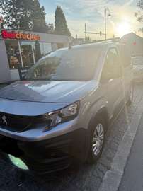 1.5 BlueHDi Standard Allure S&S