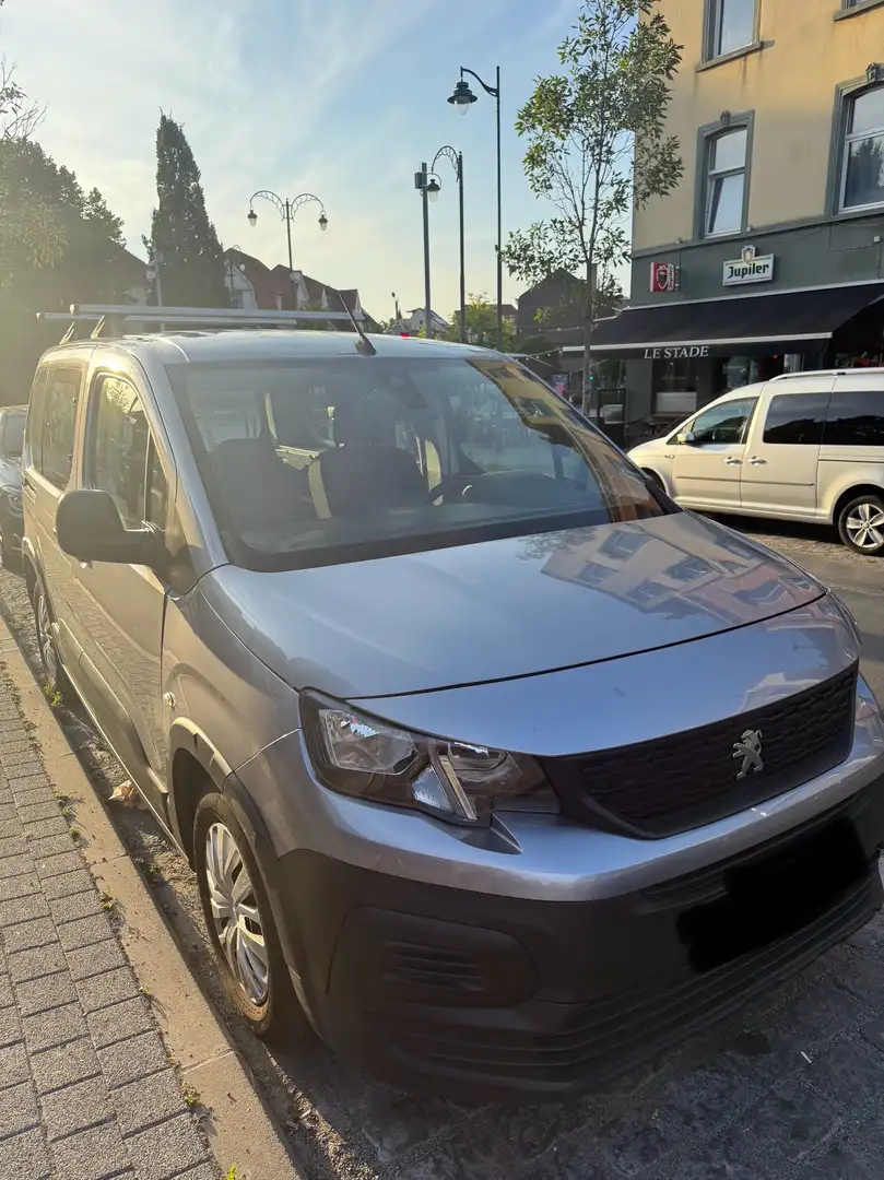 Peugeot Rifter 1.5 BlueHDi Standard Allure S&S Gris - 2