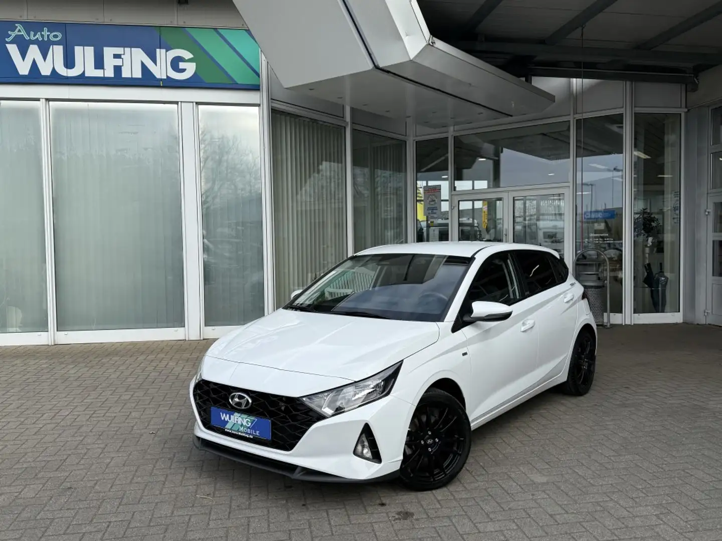 Hyundai i20 Select Mild-Hybrid FLA 17  ALU SPURHALTE Bílá - 1