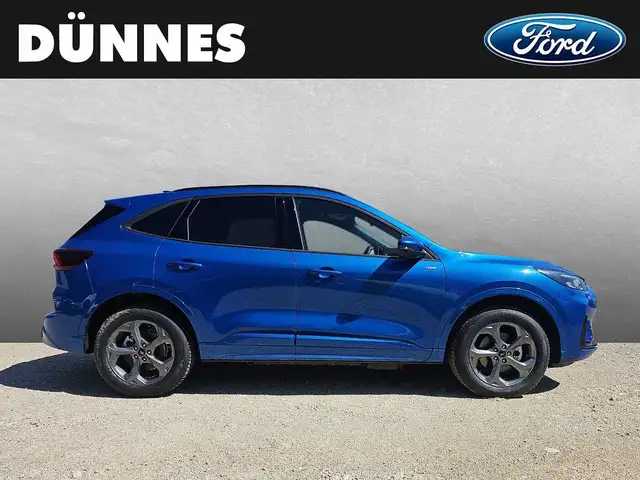 Ford Kuga view 3