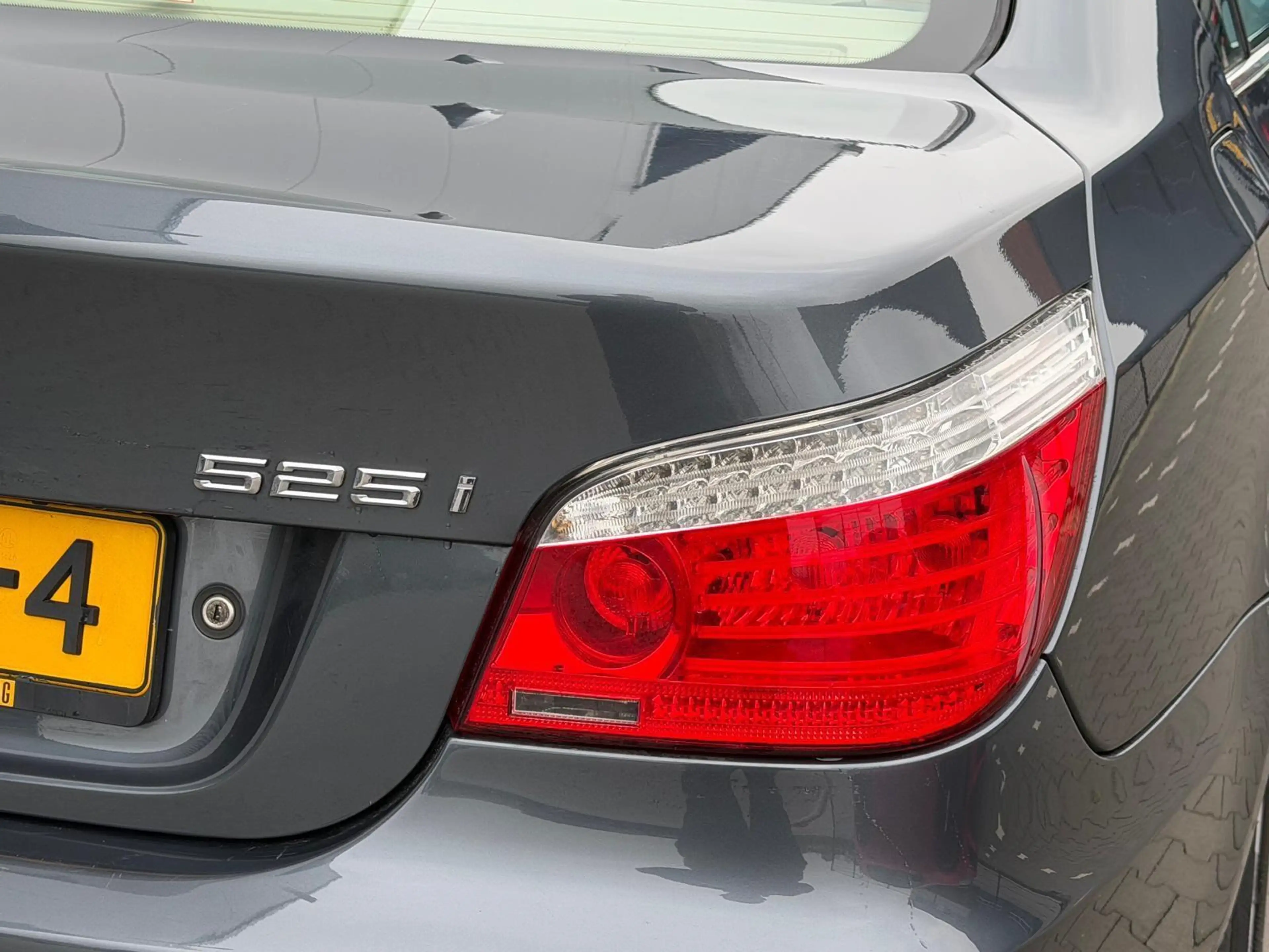 BMW 525 5-serie 525i LCI - Schuifdak - Leer - Xenon - Navi — photo 9