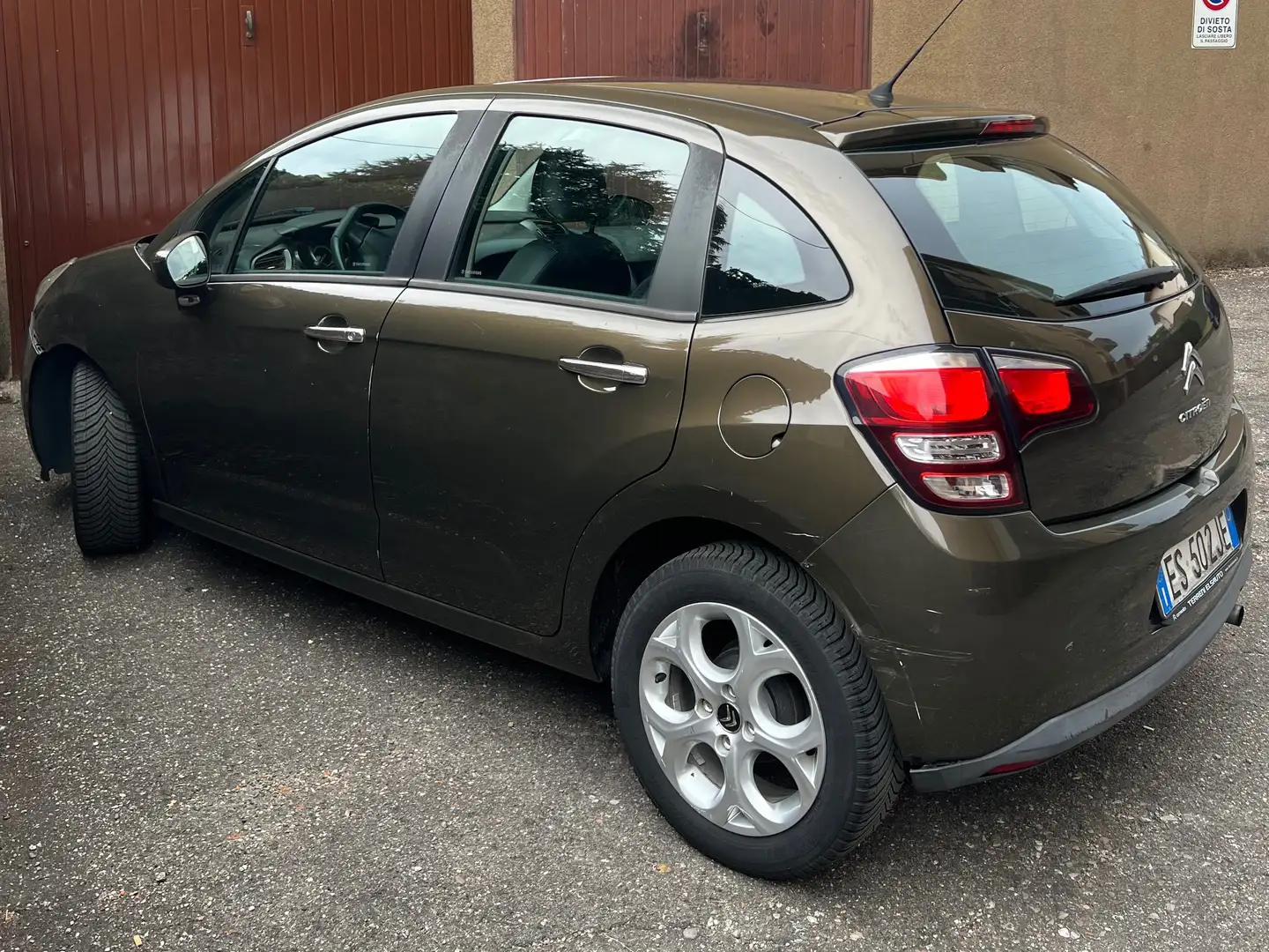 Citroen C3 C3 II 2009 1.2 vti Seduction 82cv FL Marrone - 1