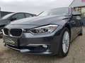 BMW 320 i Limousine Luxury Line // Bi- Xenon // Grau - thumbnail 1