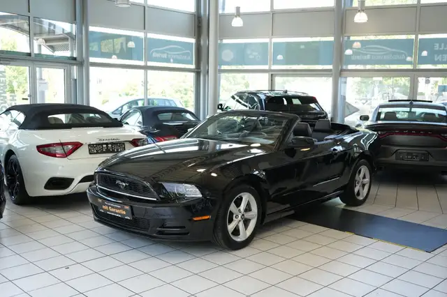 Ford Mustang 3.7l V6 Cabrio *Saubere Historie/Carfax*