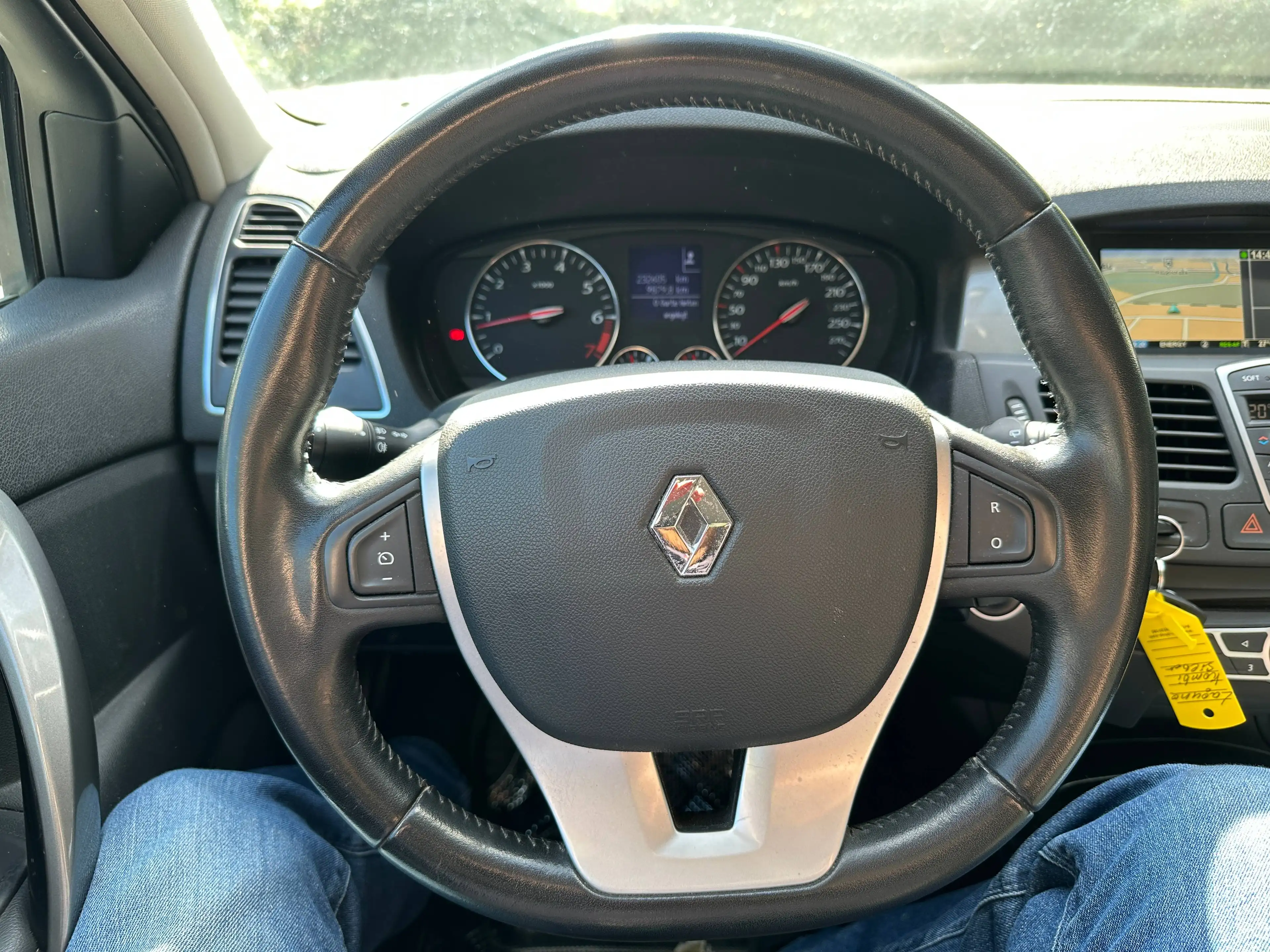 Renault Laguna Dynamique 2.0L 140PS +LEDER+KLIMA+NAVI+WINTERPAKET — photo 15