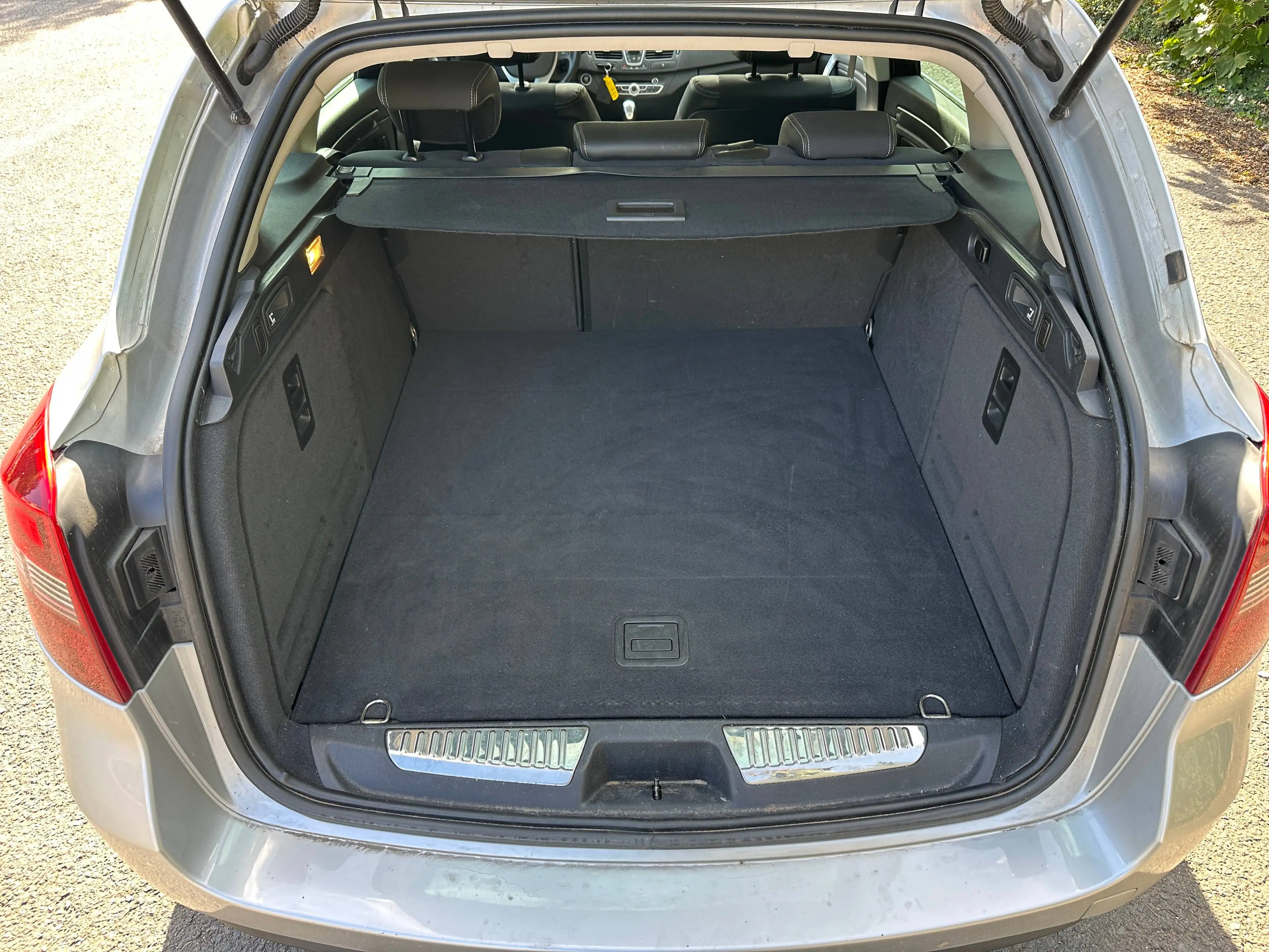 Renault Laguna Dynamique 2.0L 140PS +LEDER+KLIMA+NAVI+WINTERPAKET — photo 6