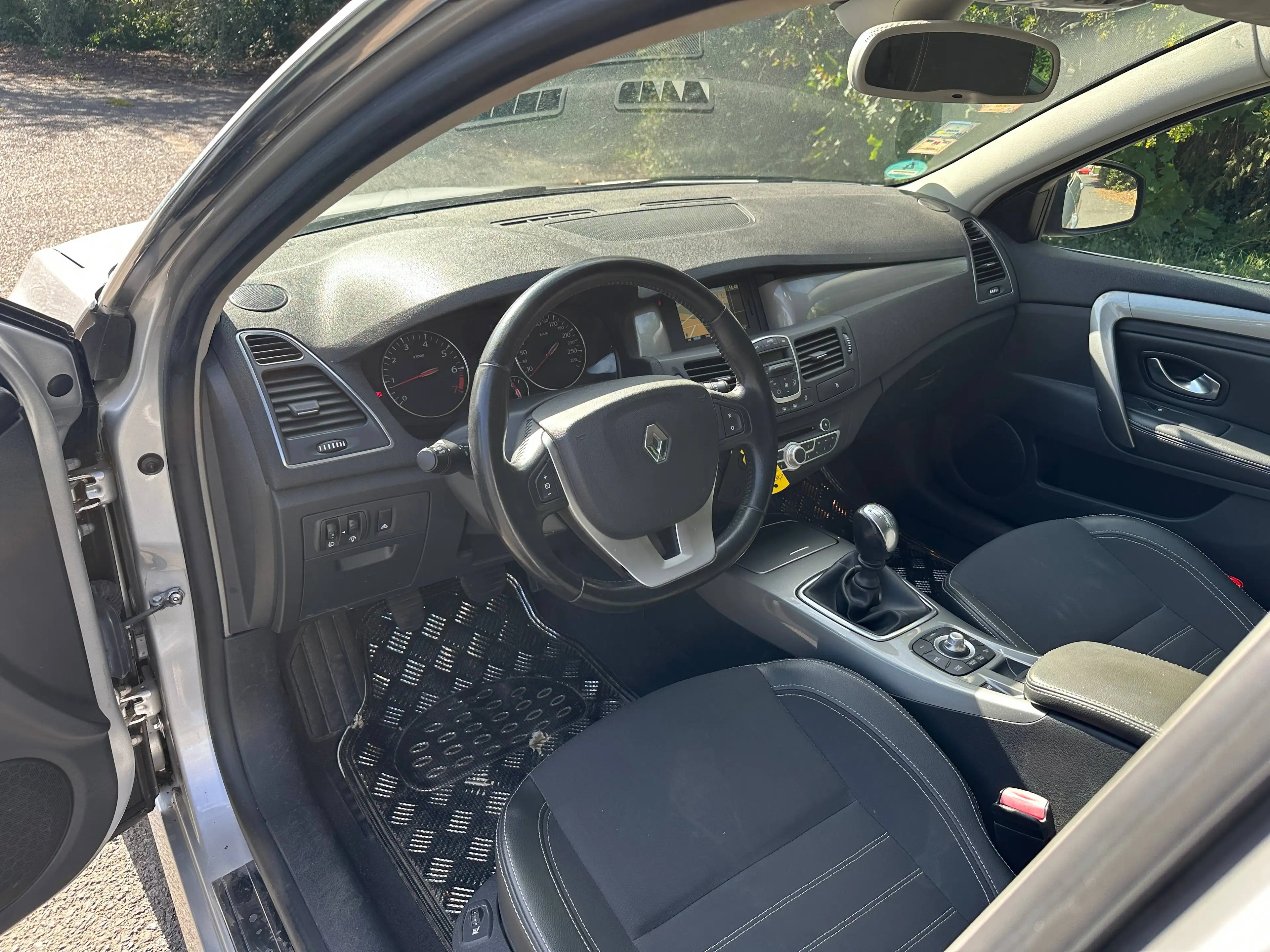 Renault Laguna Dynamique 2.0L 140PS +LEDER+KLIMA+NAVI+WINTERPAKET — photo 13