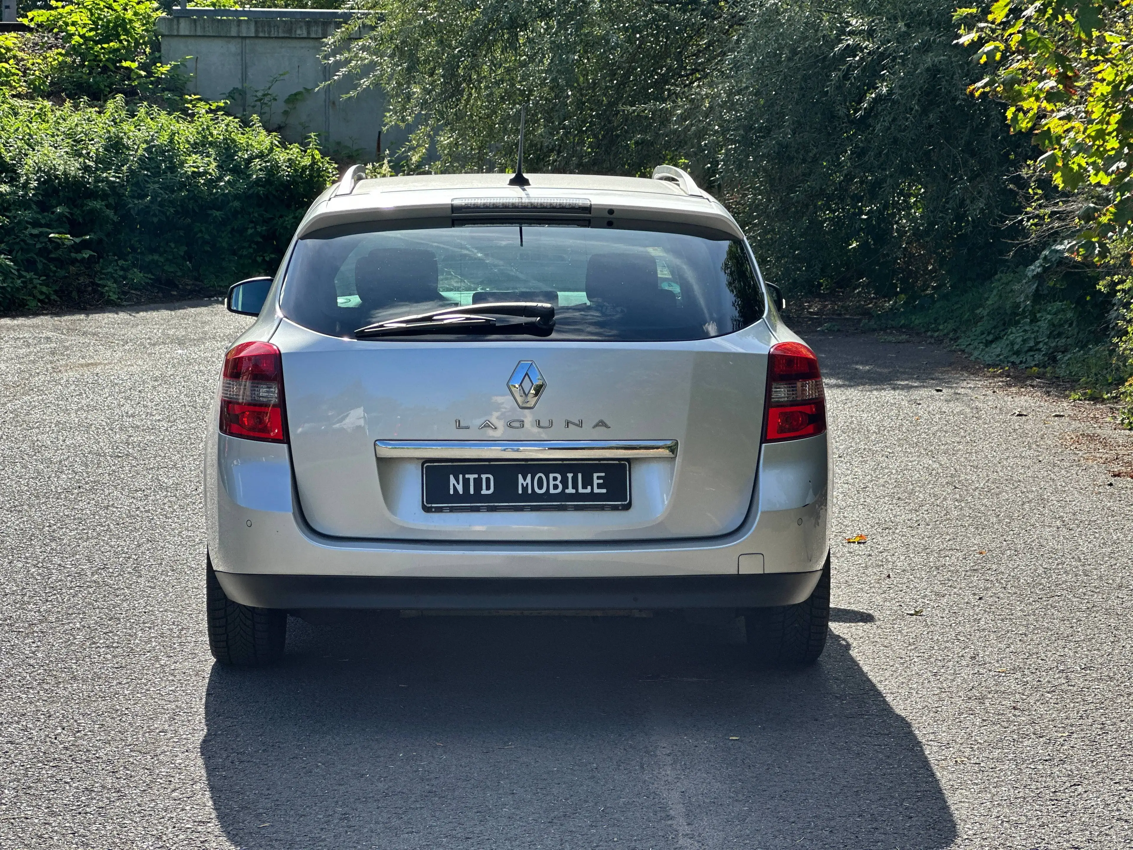 Renault Laguna Dynamique 2.0L 140PS +LEDER+KLIMA+NAVI+WINTERPAKET — photo 5