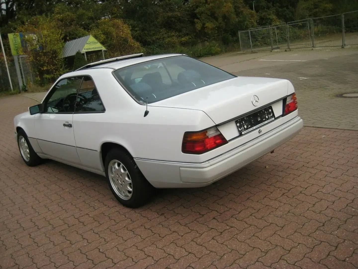 Mercedes-Benz CE 230 230 CE Coupe Oldtimer Weiß - 2