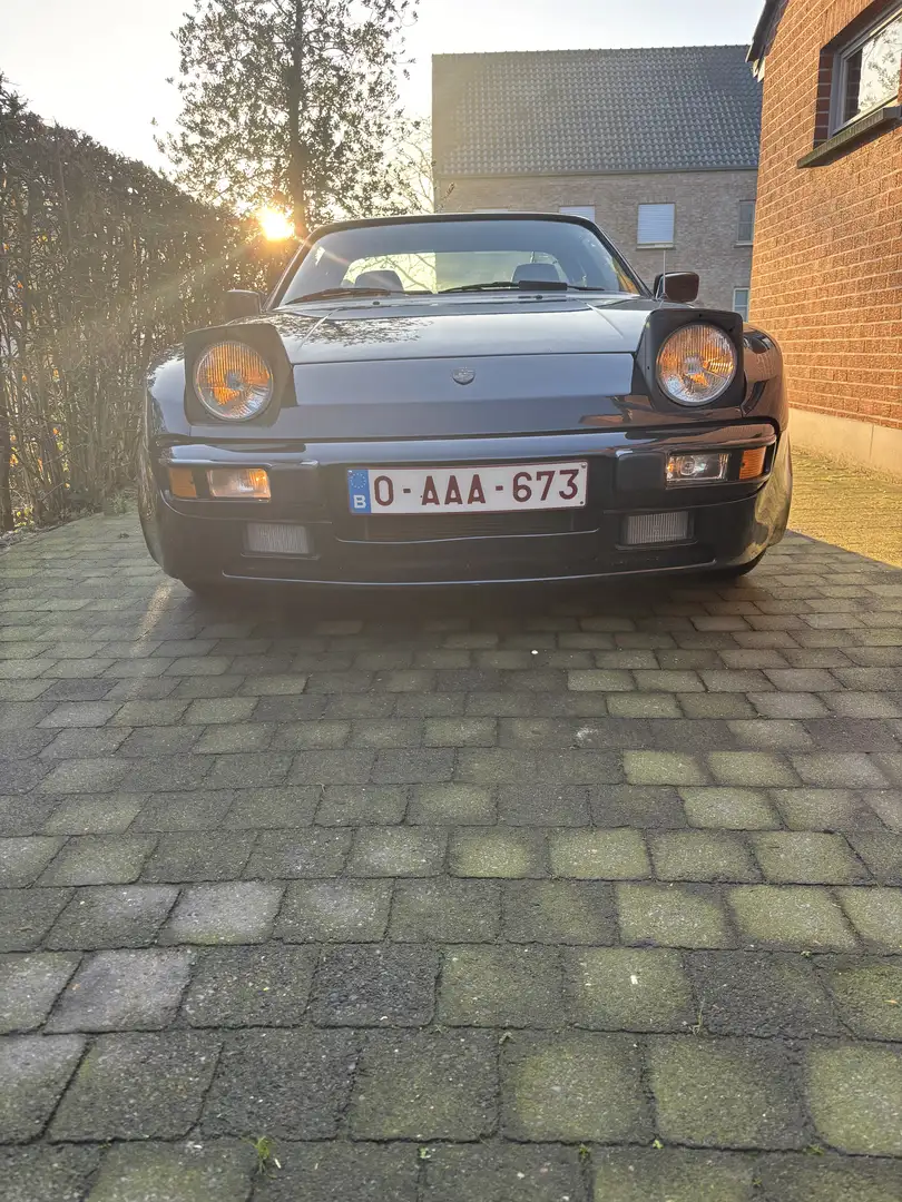 Porsche 944 II - 1
