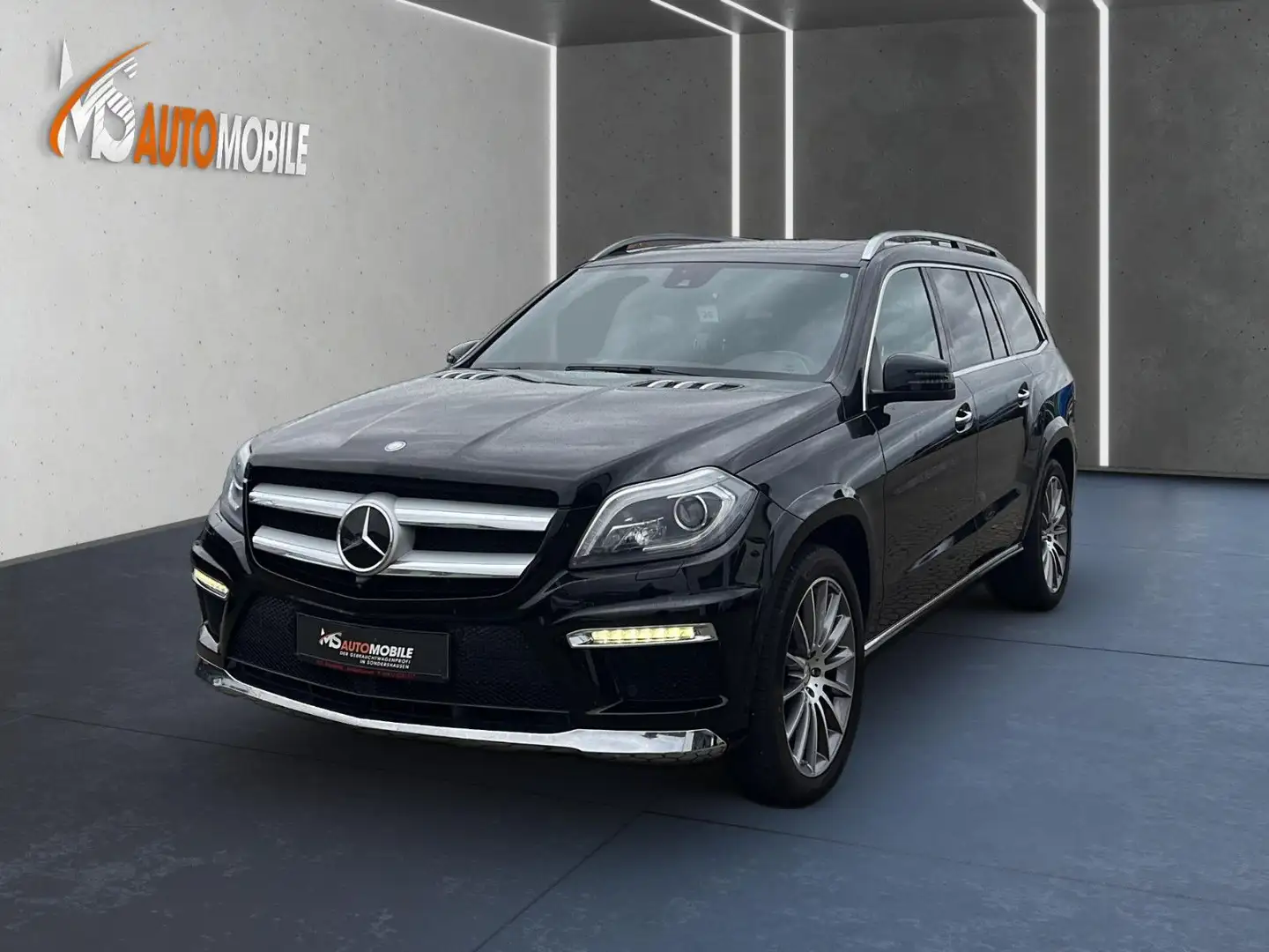 Mercedes-Benz GL 500 4Matic AMG 7Sitzer/DESIGNO+H&K+MEMORY+ACC Schwarz - 1