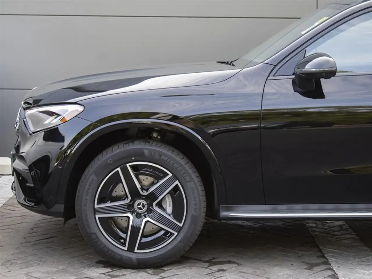 Mercedes-Benz GLC снимка Mercedes-Benz GLC