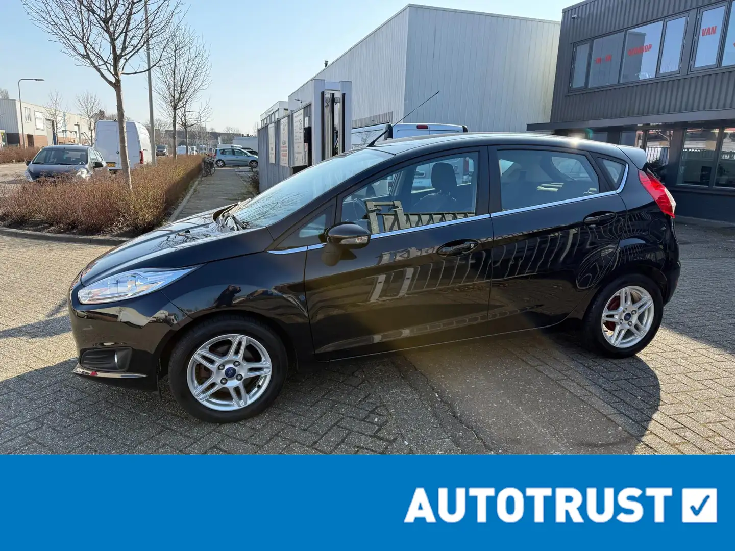 Ford Fiesta 1.0 EcoBoost Titanium Negro - 2