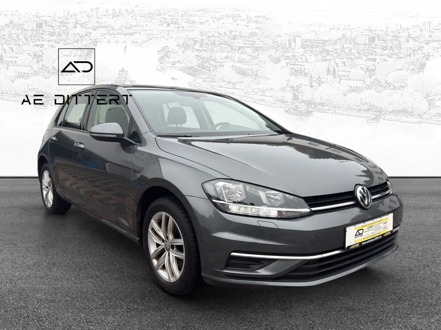 Volkswagen Golf 1.0 TSI OPF Comfortline Grau - 2
