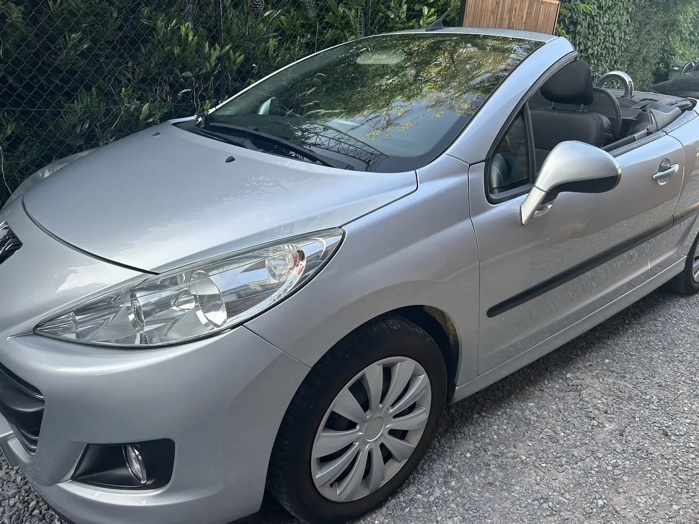 Peugeot 207 CC 120 VTi Platinum kan gekeurd worden voor verkoo - 1
