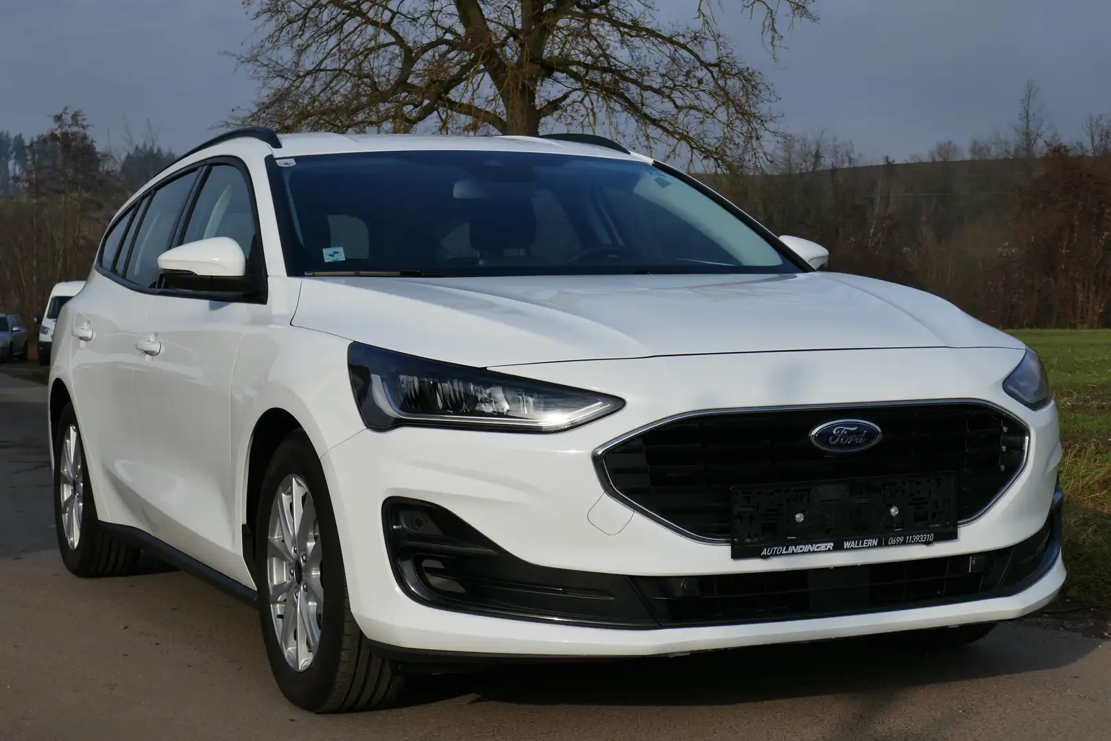 Ford Focus Cool&Connect Weiß - 2