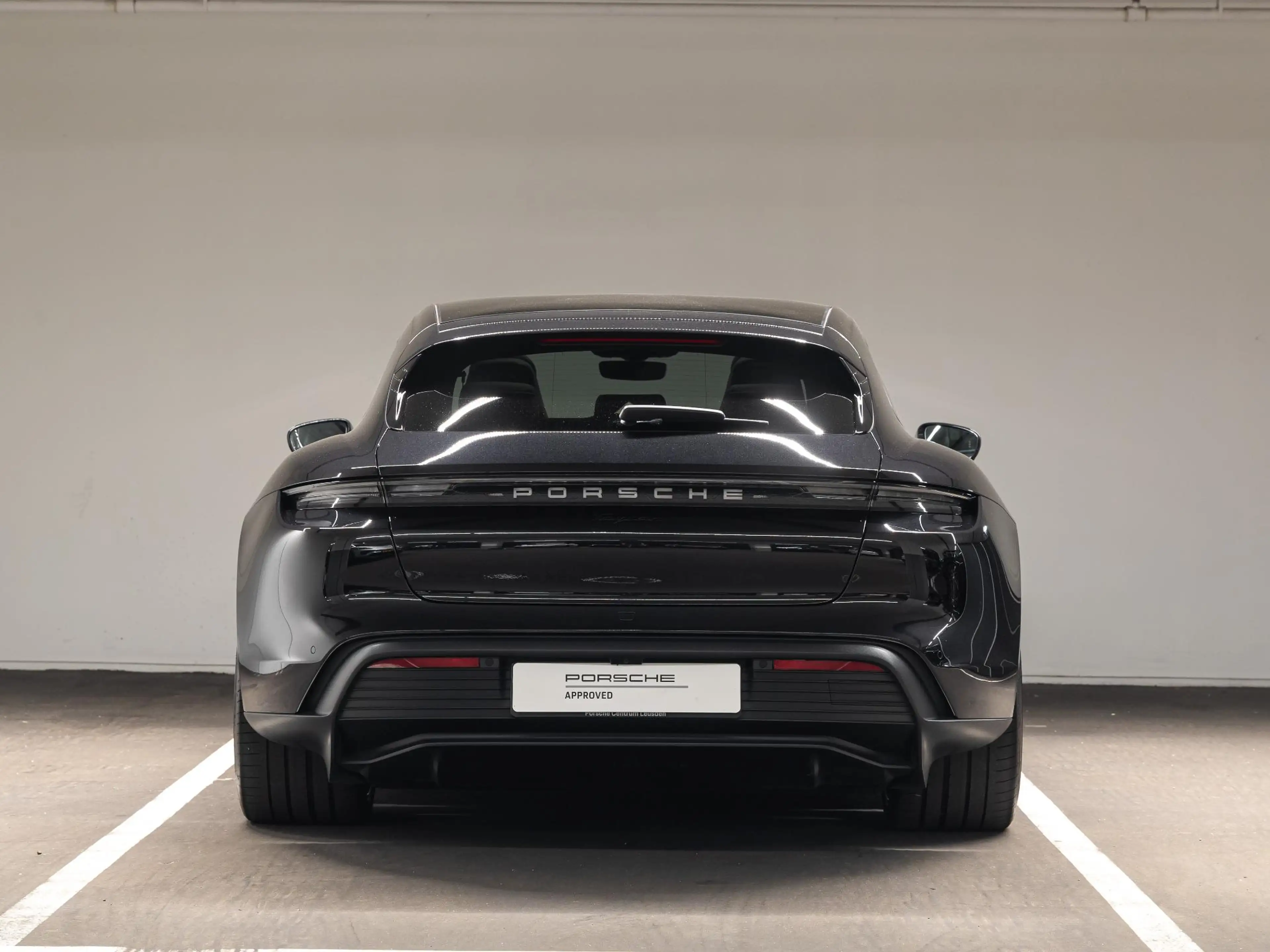 Porsche Taycan Sport Turismo 79 kWh — photo 7