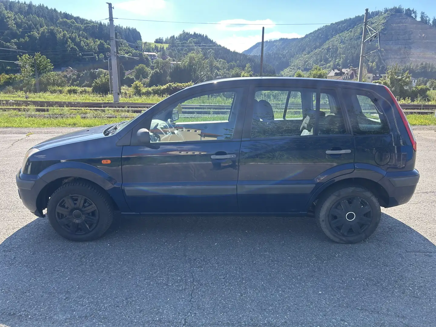 Ford Fusion Plus 1,4 16V,Neues Pickerl 08/2026! - 2