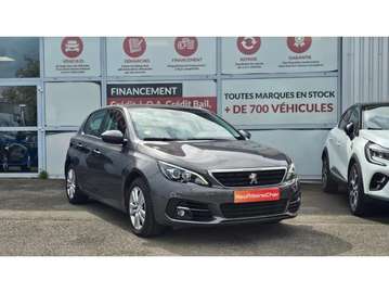 Active Pack 1.5 BlueHDi 130cv EAT8 + Camera de Recul + Antibrouillard AV + Navigation 3D