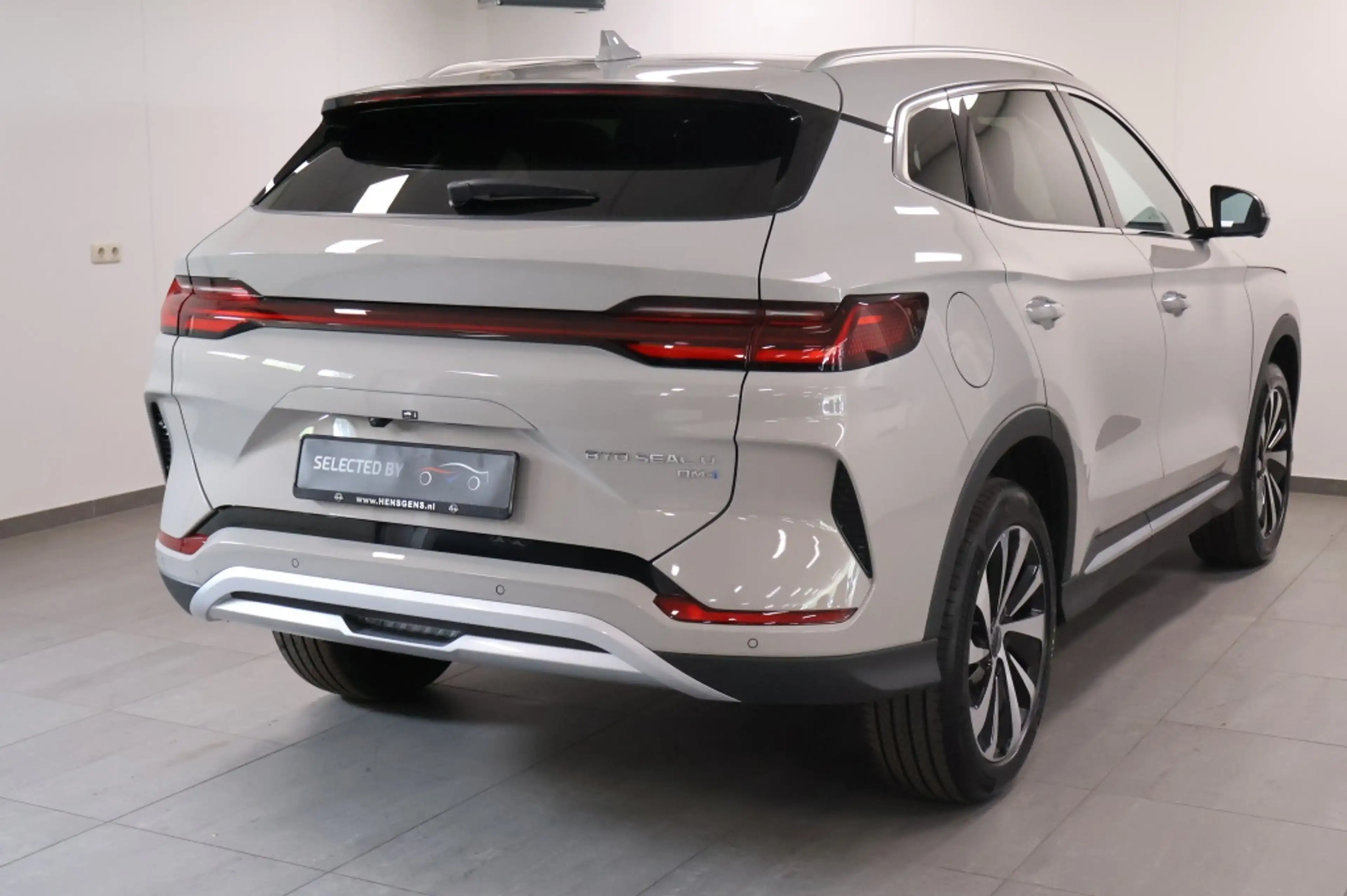 BYD Seal U 1.5 DM-i FWD Boost | BYD Specialist in Limburg | B — photo 3