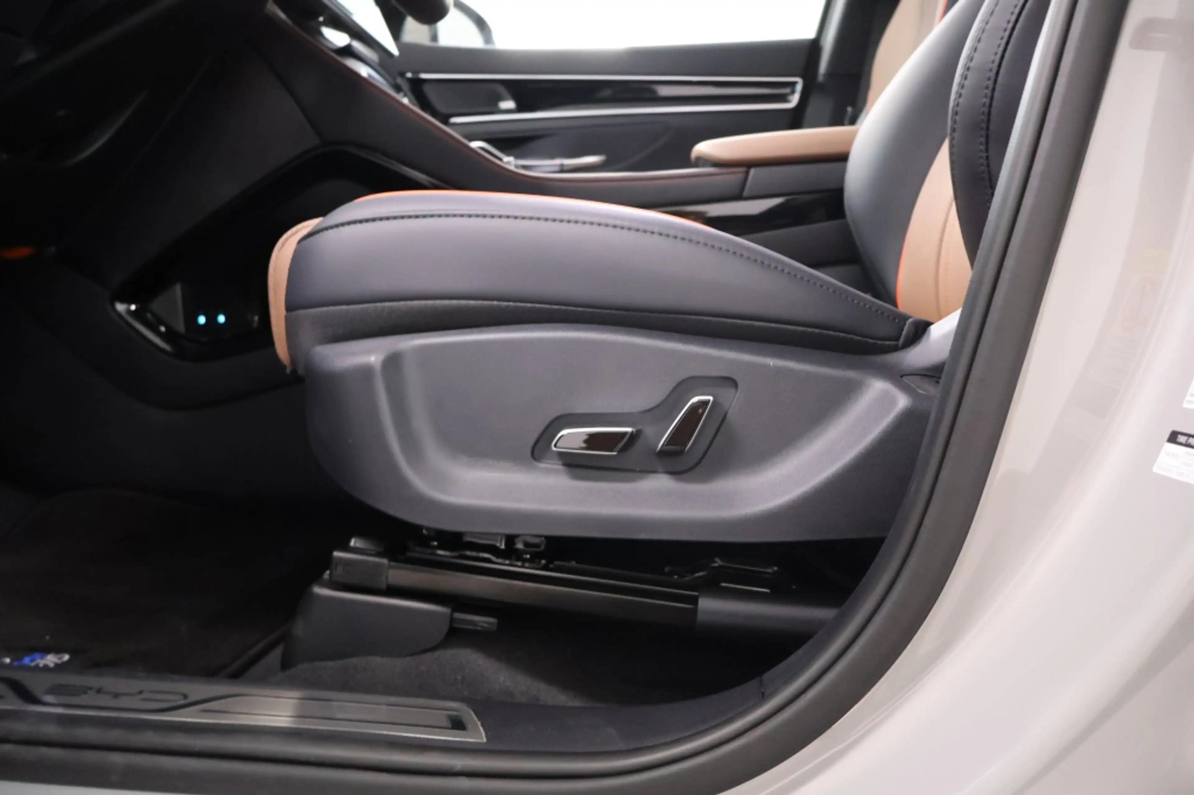 BYD Seal U 1.5 DM-i FWD Boost | BYD Specialist in Limburg | B — photo 11