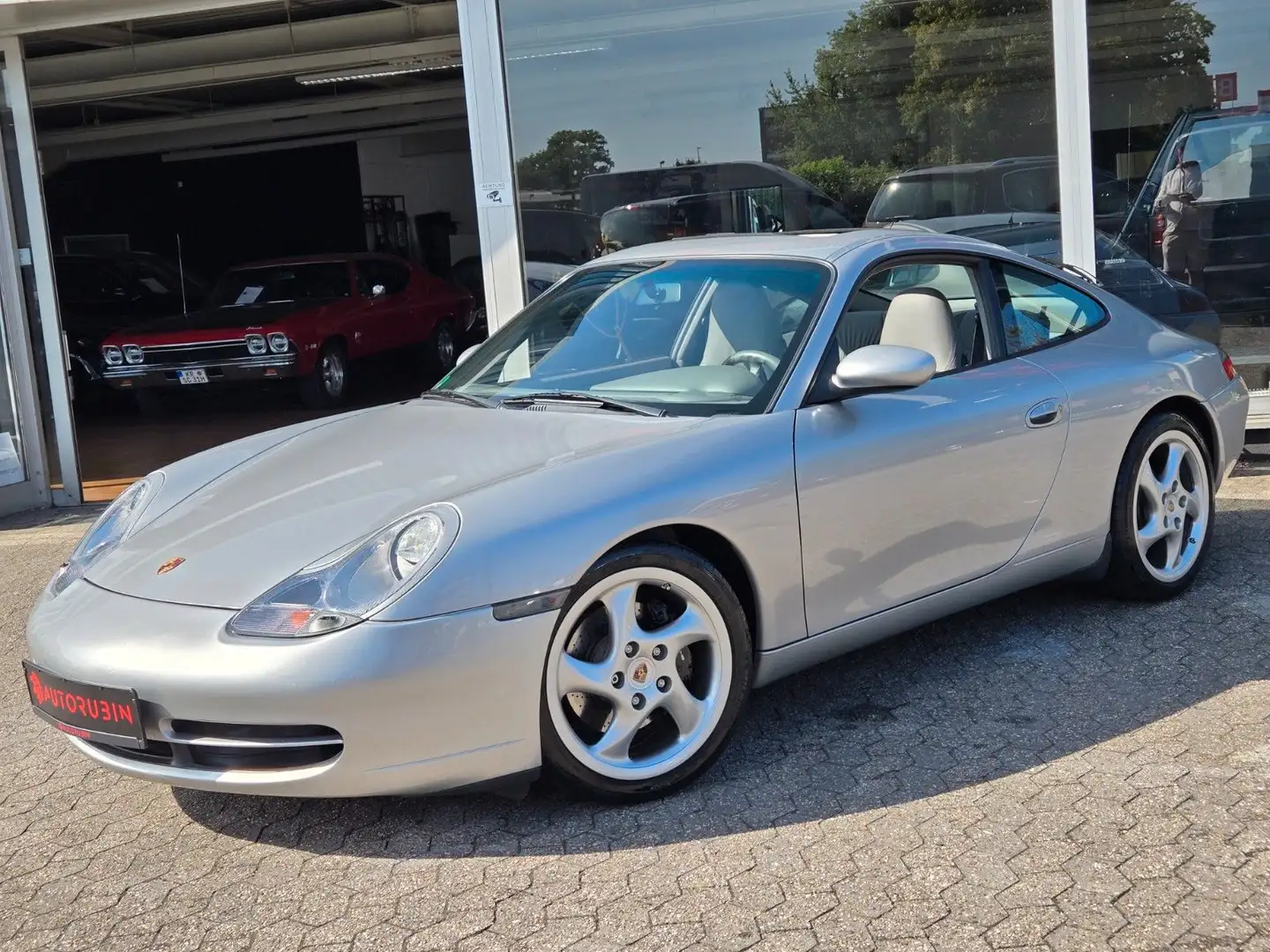 Porsche 996 Carrera Coupé 1.HAND/SCHECKHEFT/AUTOMATIK Silver - 2