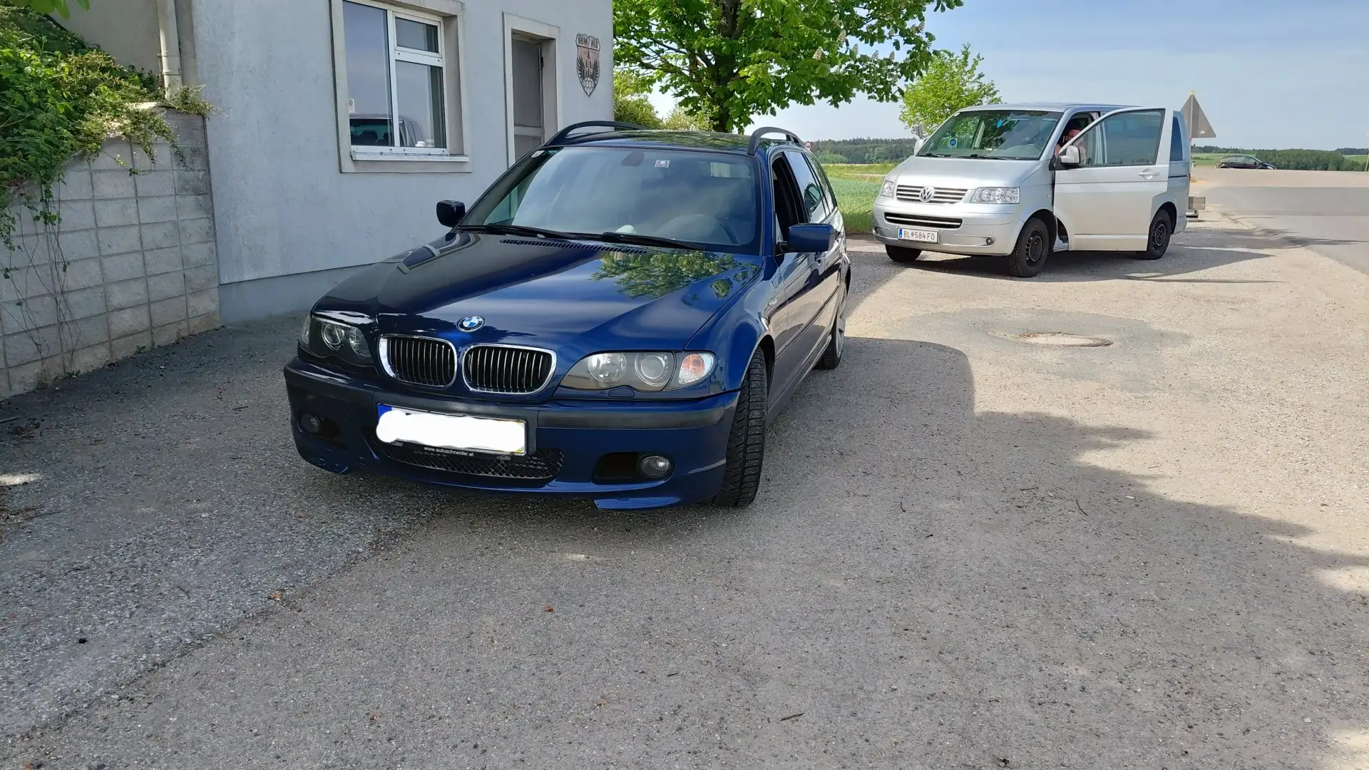 BMW 330 330d touring - 1